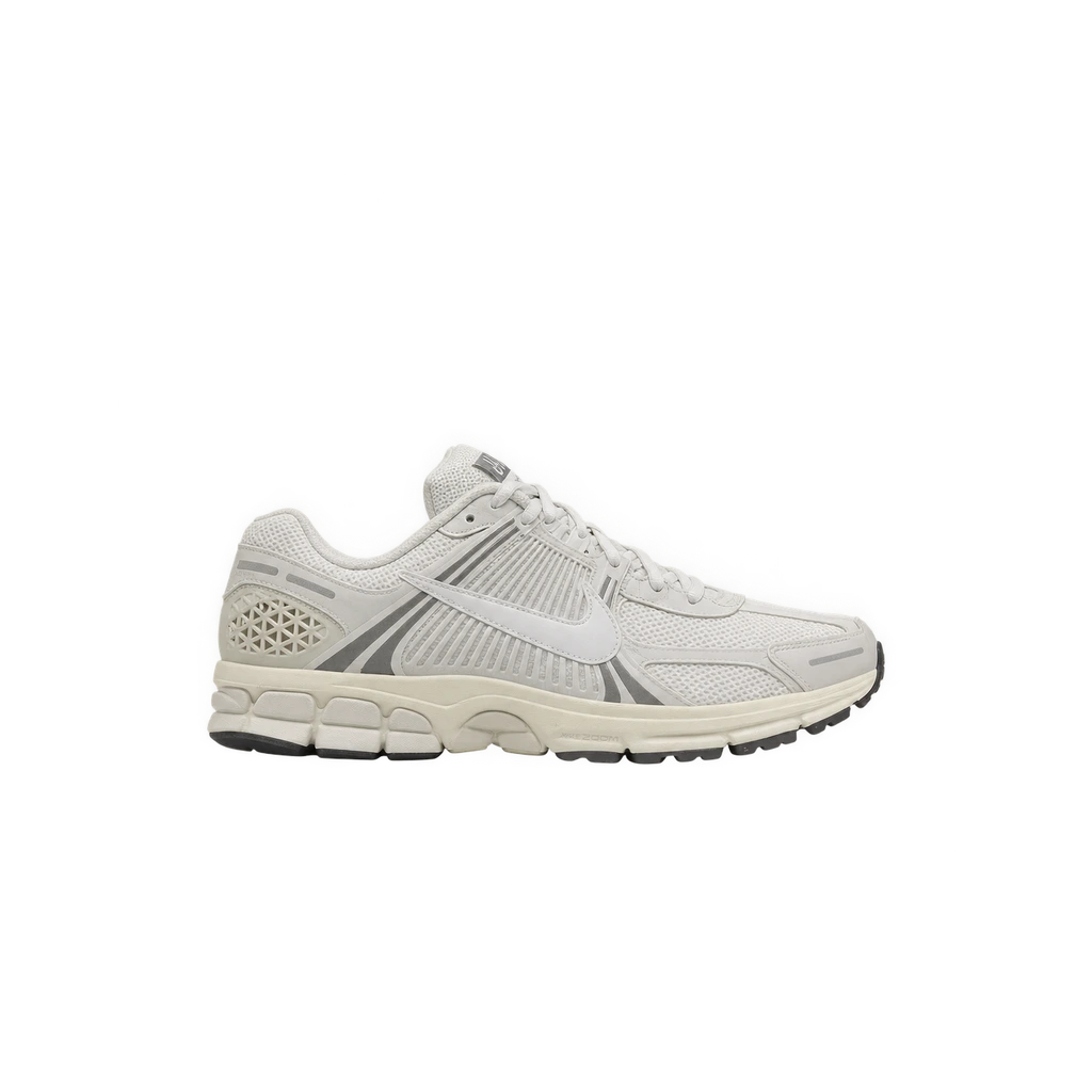 Nike Air Zoom Vomero 5